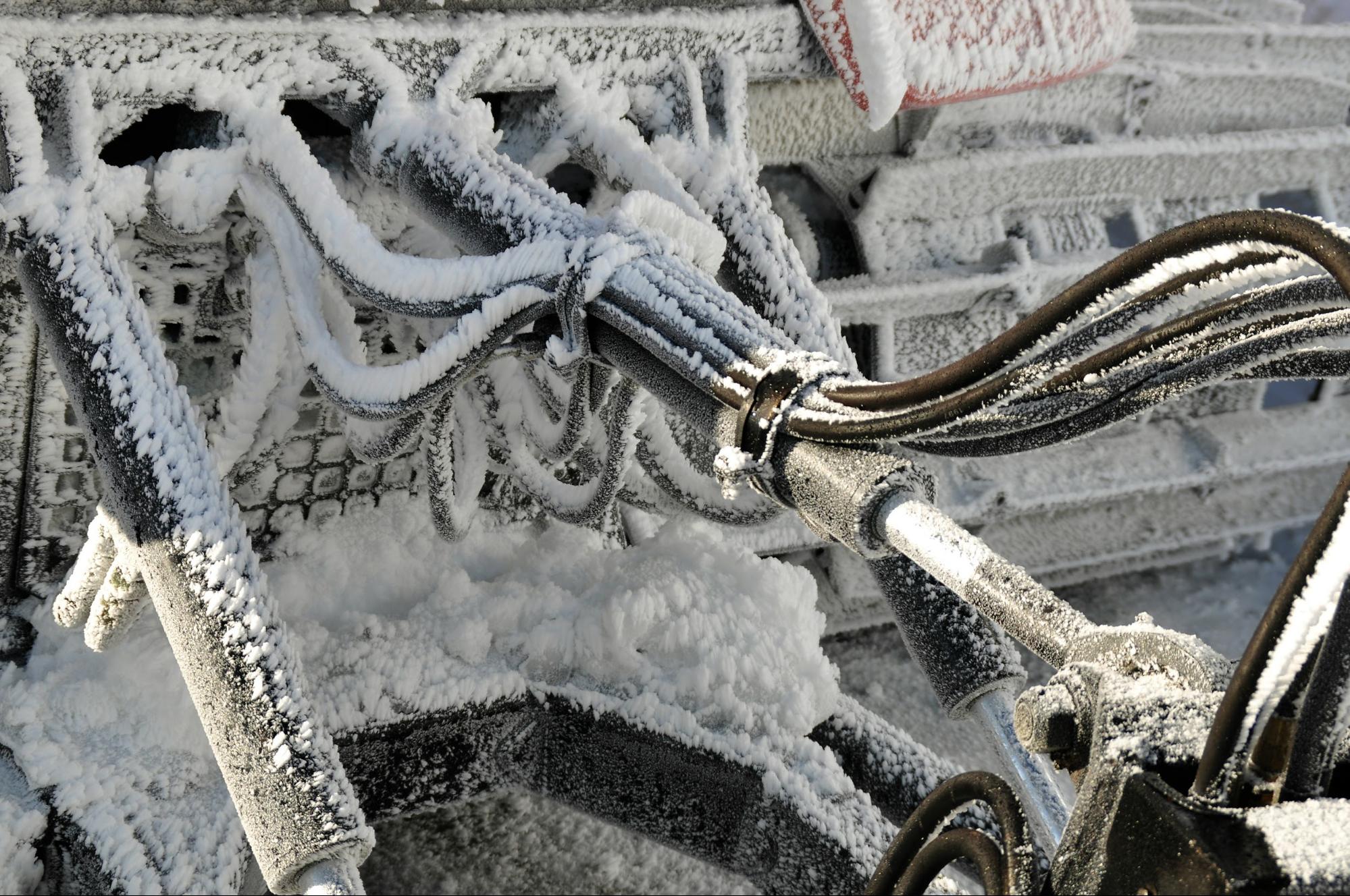 Hoe de hydraulische cilinder te beschermen tegen extreme temperatuur
